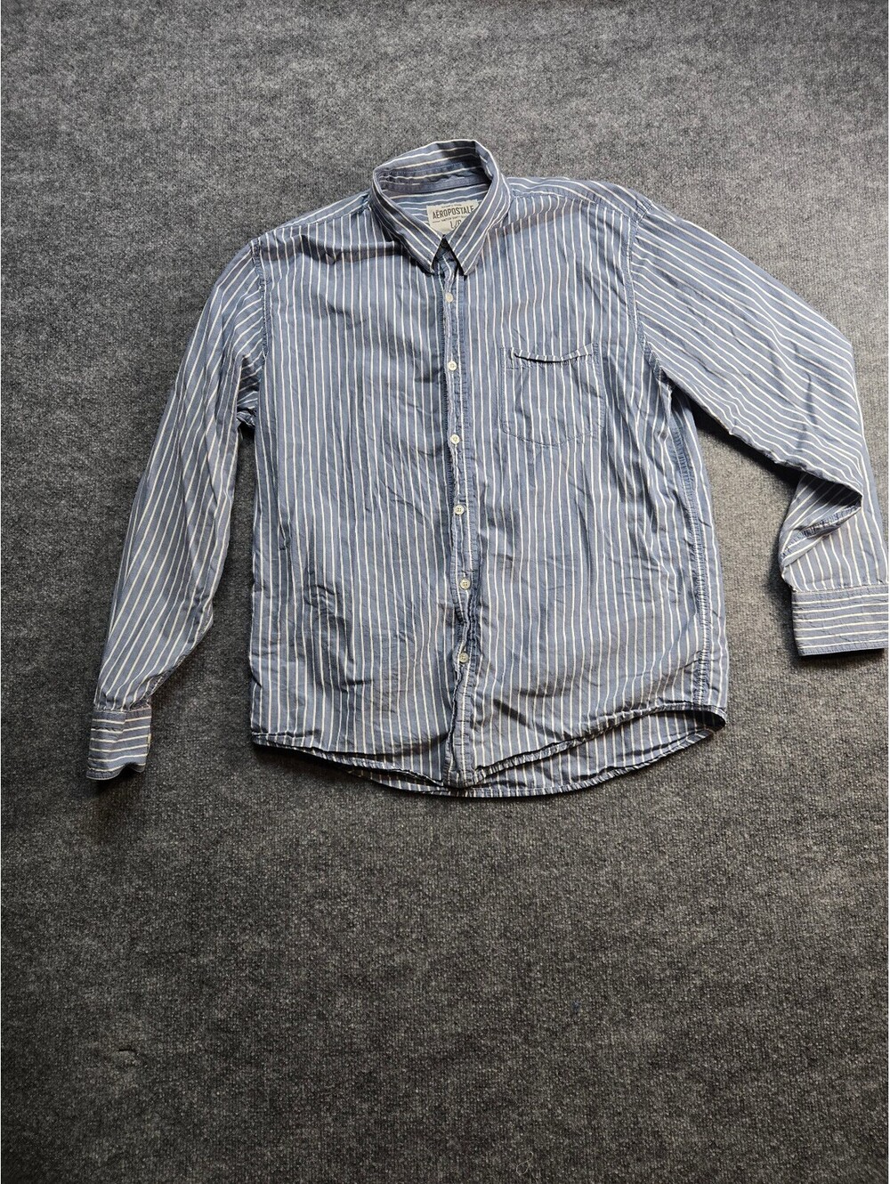 Aeropostale Men's Large Blue & White Vertical Striped Long Sleeve Button Down